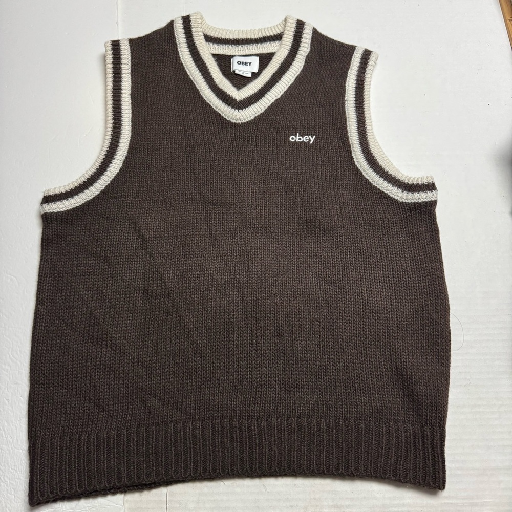 Obey Men's Wool Blend Alden Sweater Vest In Brown W/ Contrast Trim Size: Medium